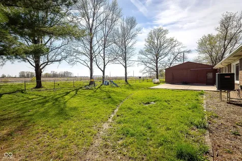 5787 W 300 S Jamestown IN 46147