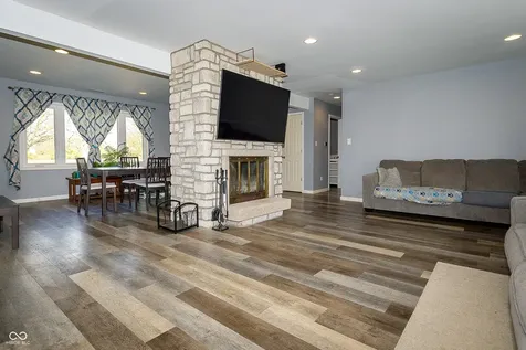 5787 W 300 S Jamestown IN 46147