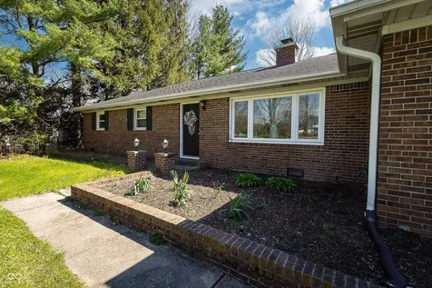 5787 W 300 S Jamestown IN 46147