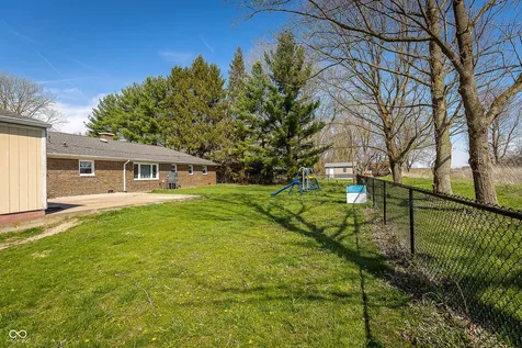 5787 W 300 S Jamestown IN 46147