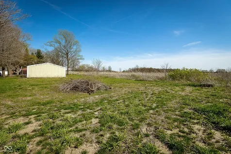 5787 W 300 S Jamestown IN 46147