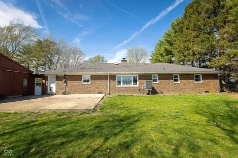 5787 W 300 S Jamestown IN 46147