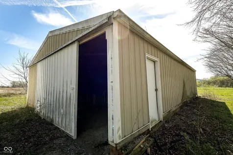 5787 W 300 S Jamestown IN 46147