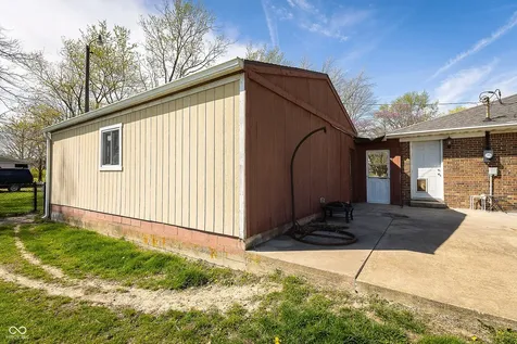 5787 W 300 S Jamestown IN 46147