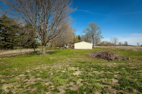 5787 W 300 S Jamestown IN 46147