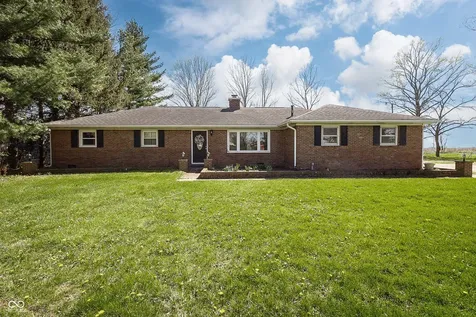 5787 W 300 S Jamestown IN 46147