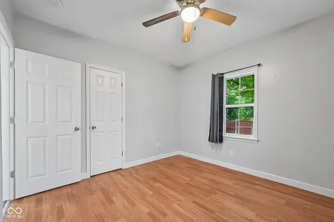 554 N Oakland Avenue Indianapolis IN 46201