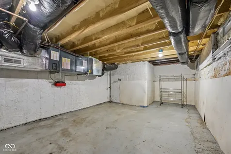 554 N Oakland Avenue Indianapolis IN 46201
