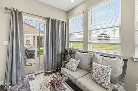 8652 Faulkner Drive Indianapolis IN 46239