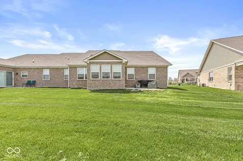 8652 Faulkner Drive Indianapolis IN 46239