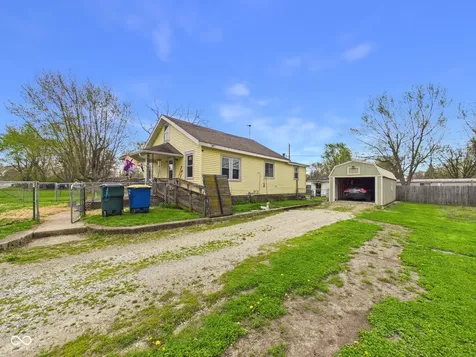 2103 E Yale Avenue Muncie IN 47303