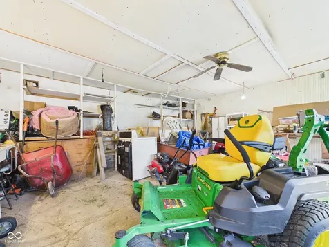 2103 E Yale Avenue Muncie IN 47303