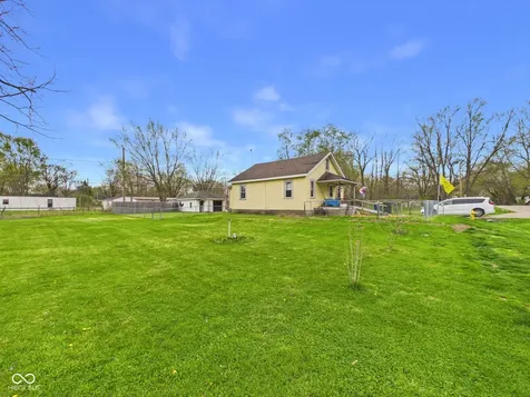 2103 E Yale Avenue Muncie IN 47303