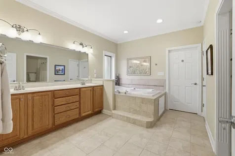 6692 Braemar Avenue S Noblesville IN 46062