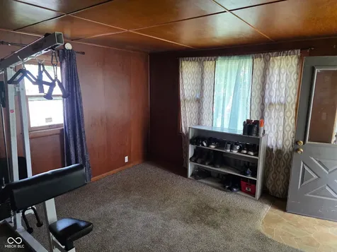 1122 S 21st Street New Castle IN 47362