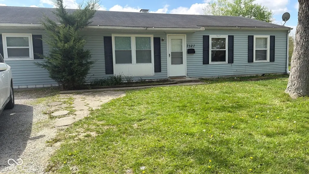 7527 E 35th Street E Indianapolis IN 46226
