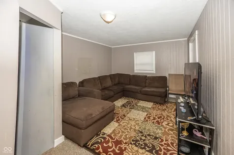 7527 E 35th Street E Indianapolis IN 46226