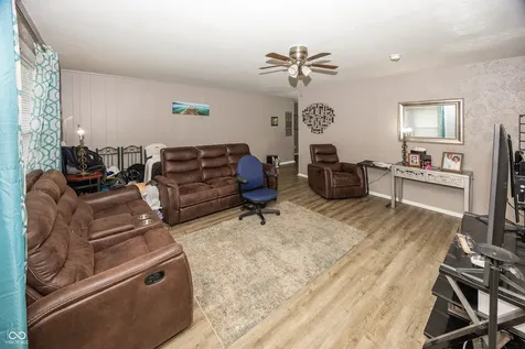 7527 E 35th Street E Indianapolis IN 46226