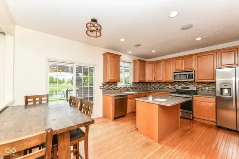 13973 Avalon E Drive Fishers IN 46037