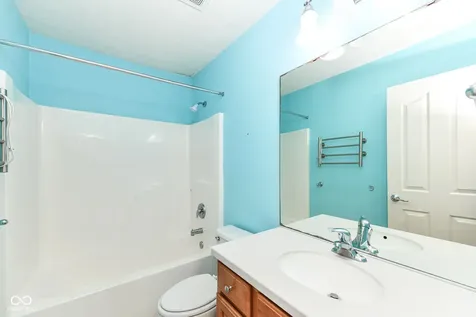 13973 Avalon E Drive Fishers IN 46037