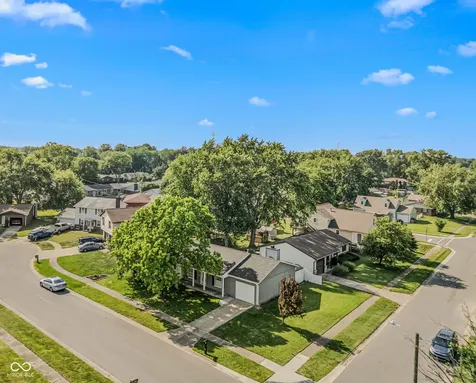 5240 Vinewood Court Columbus IN 47203