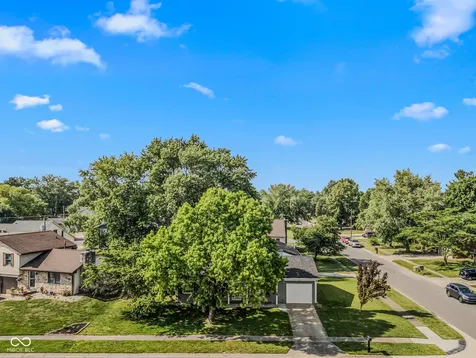 5240 Vinewood Court Columbus IN 47203