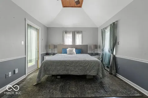 387 Pleasantview Boulevard Greenwood IN 46142