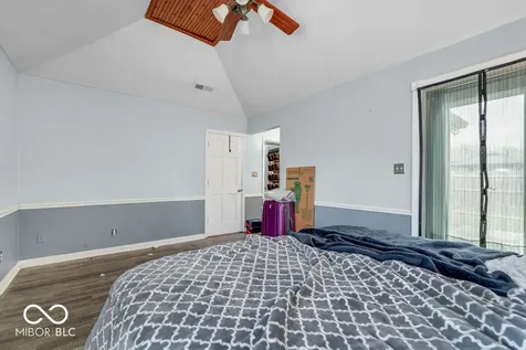 387 Pleasantview Boulevard Greenwood IN 46142