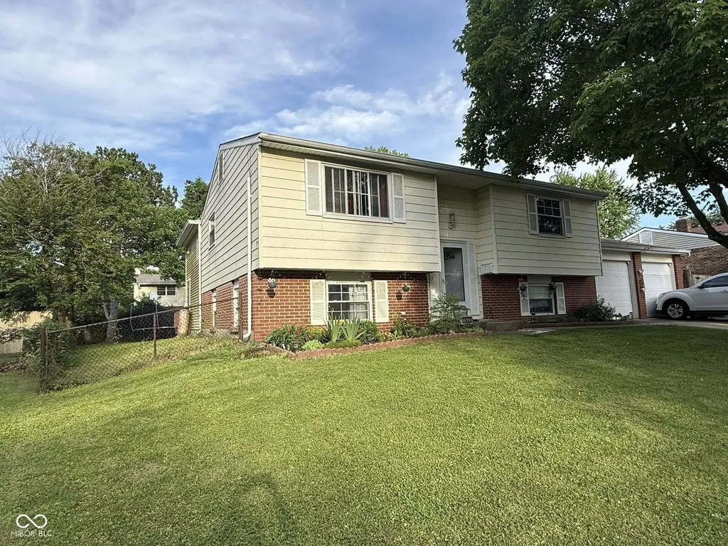 7633 Snowflake Drive Indianapolis IN 46227