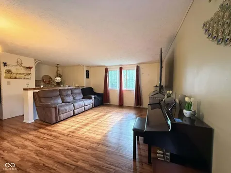 7633 Snowflake Drive Indianapolis IN 46227