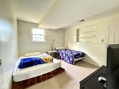 7633 Snowflake Drive Indianapolis IN 46227