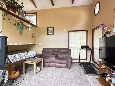 7633 Snowflake Drive Indianapolis IN 46227