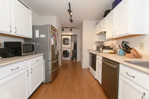 89 Winterwood Drive Greenwood IN 46143