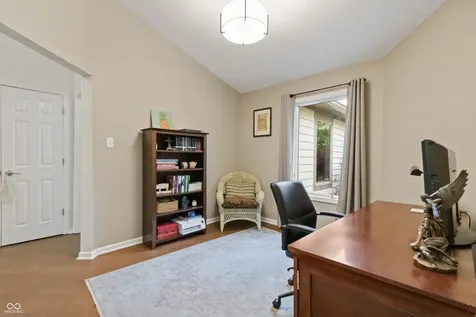 5252 Bracken Drive Indianapolis IN 46239