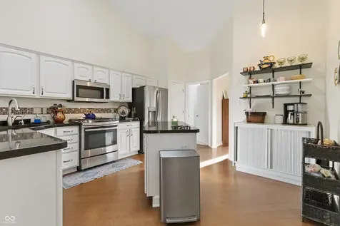 5252 Bracken Drive Indianapolis IN 46239