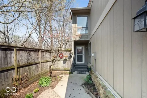 4259 Indian Pipe Trace Indianapolis IN 46237