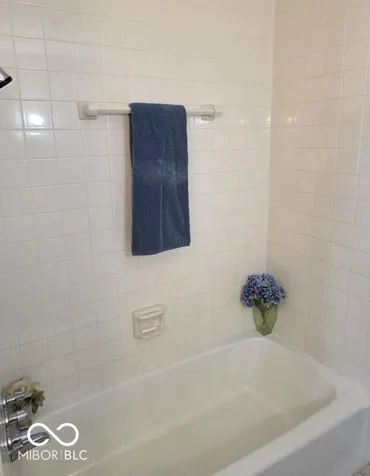 1208 Fulton Avenue Alexandria IN 46001