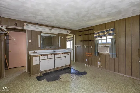 1208 Fulton Avenue Alexandria IN 46001