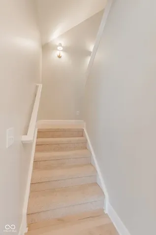 11434 Neptune Drive Fishers IN 46040