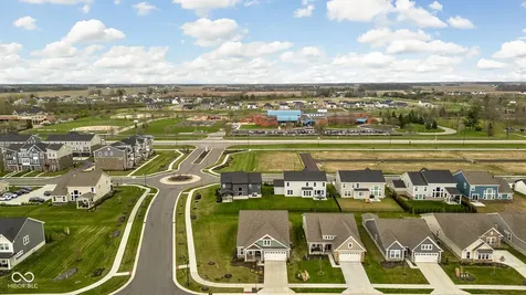7227 Bailow Court Mccordsville IN 46055