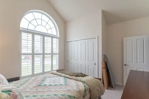 4223 Backstretch Lane Bargersville IN 46106