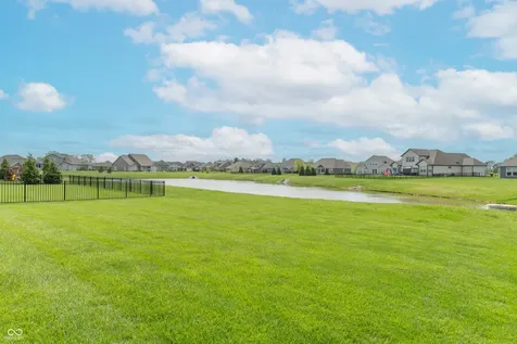 4223 Backstretch Lane Bargersville IN 46106