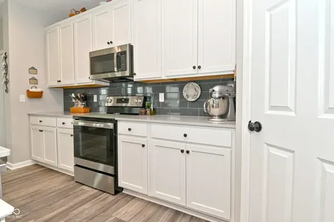 6561 Amber Court Whitestown IN 46075