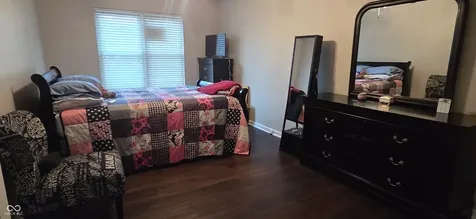 8043 Valley Farms Lane Indianapolis IN 46214