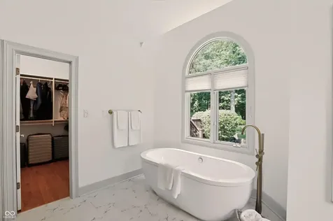 8719 Worthington Court Indianapolis IN 46278