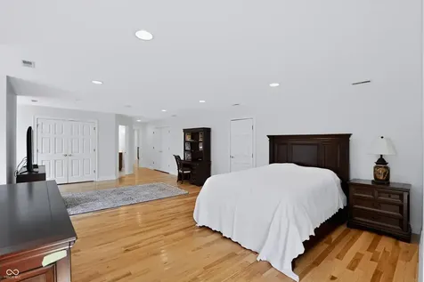 8719 Worthington Court Indianapolis IN 46278