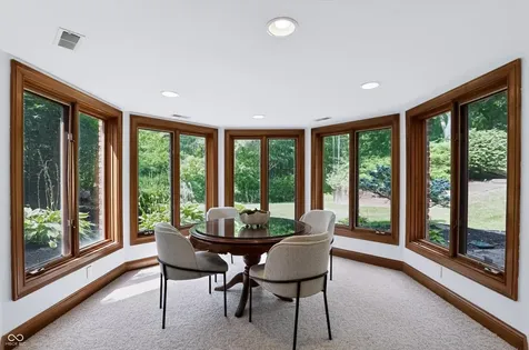 8719 Worthington Court Indianapolis IN 46278