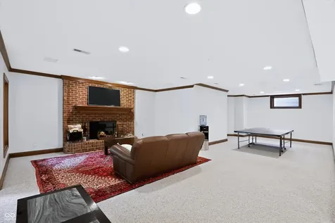 8719 Worthington Court Indianapolis IN 46278