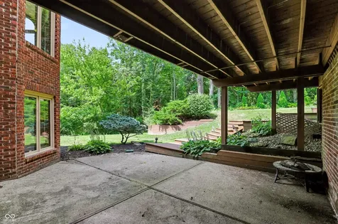 8719 Worthington Court Indianapolis IN 46278