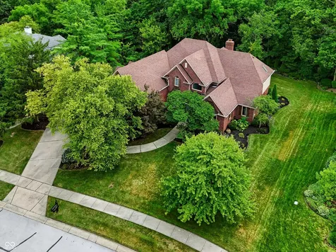 8719 Worthington Court Indianapolis IN 46278